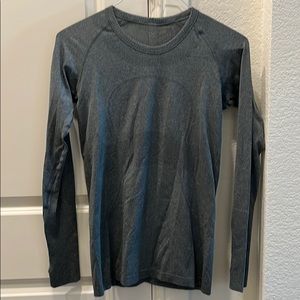 Lululemon long sleeve shirt